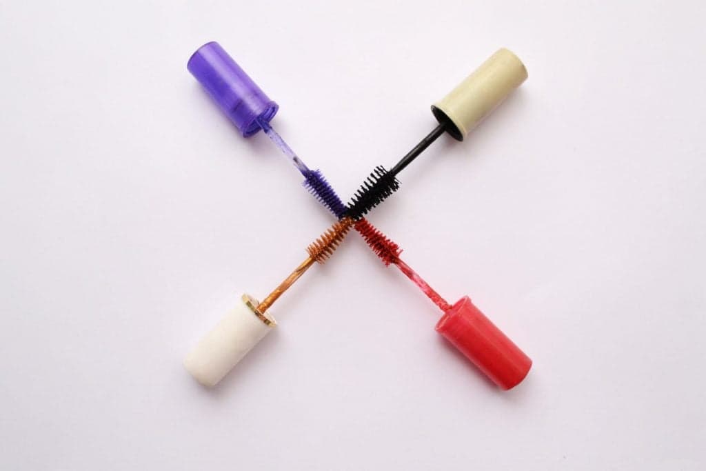 Maskara Nedir Nasil Surulur 4