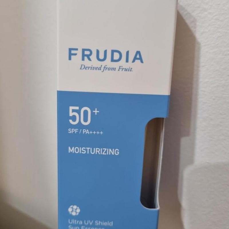 Frudia Ultra UV Shield Sun Essence 50 SPF